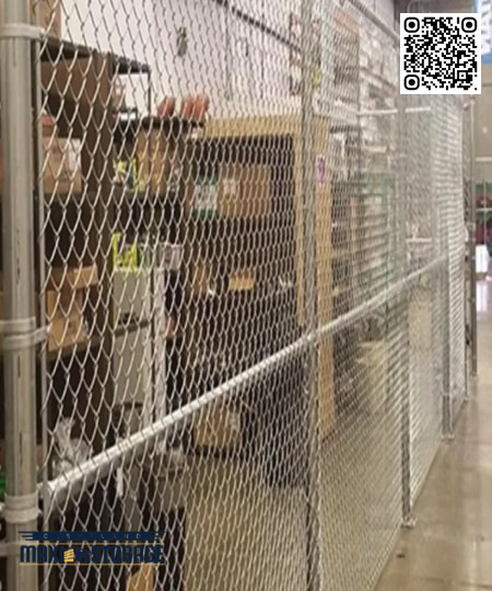 Industrial Warehouse for rent in Lakewood, Ohio - Cleveland Maxi Storage